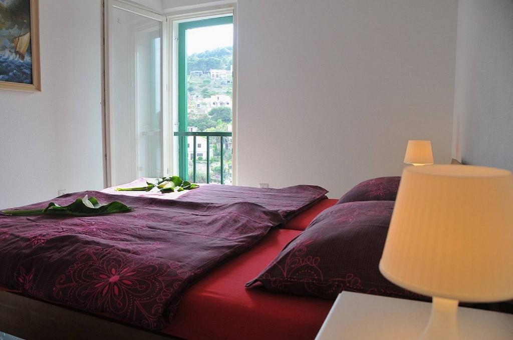 Apartment Stomorska Apartman